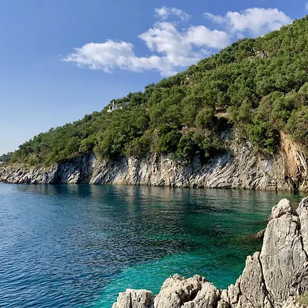 Elegant 6Br Villa With Seafront Access Near Agni Bay