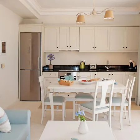 Elegant 6Br Villa With Seafront Access Near Agni Bay Willa