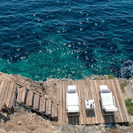 Elegant 6Br Villa With Seafront Access Near Agni Bay Willa